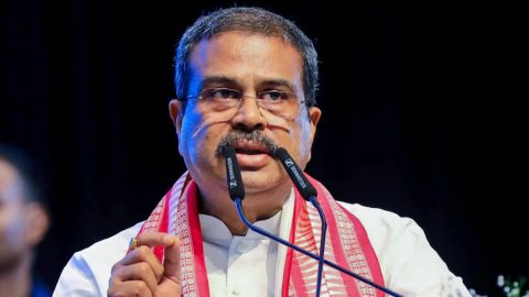 भारतीय शिक्षामन्त्री धर्मेन्द्र प्रधानले दिए राजीनामा