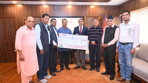 जसपा नेपालले बाढी पीडितका लागि गर्यो २१ लाख सहयोग